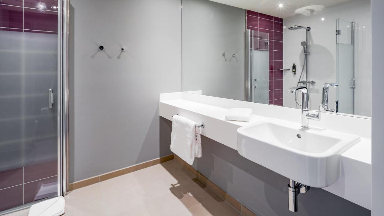 Premier Inn Nuernberg City Opernhaus エクステリア 写真