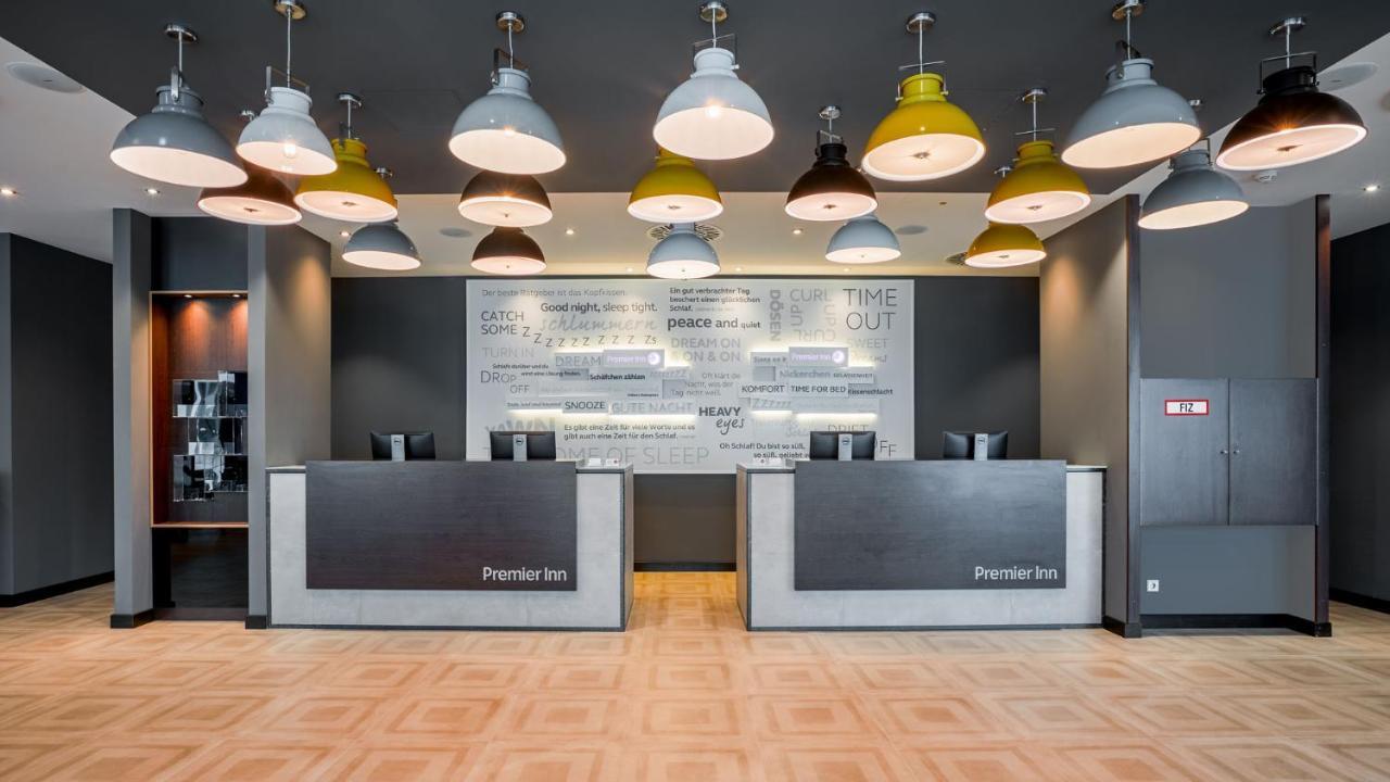 Premier Inn Nuernberg City Opernhaus エクステリア 写真