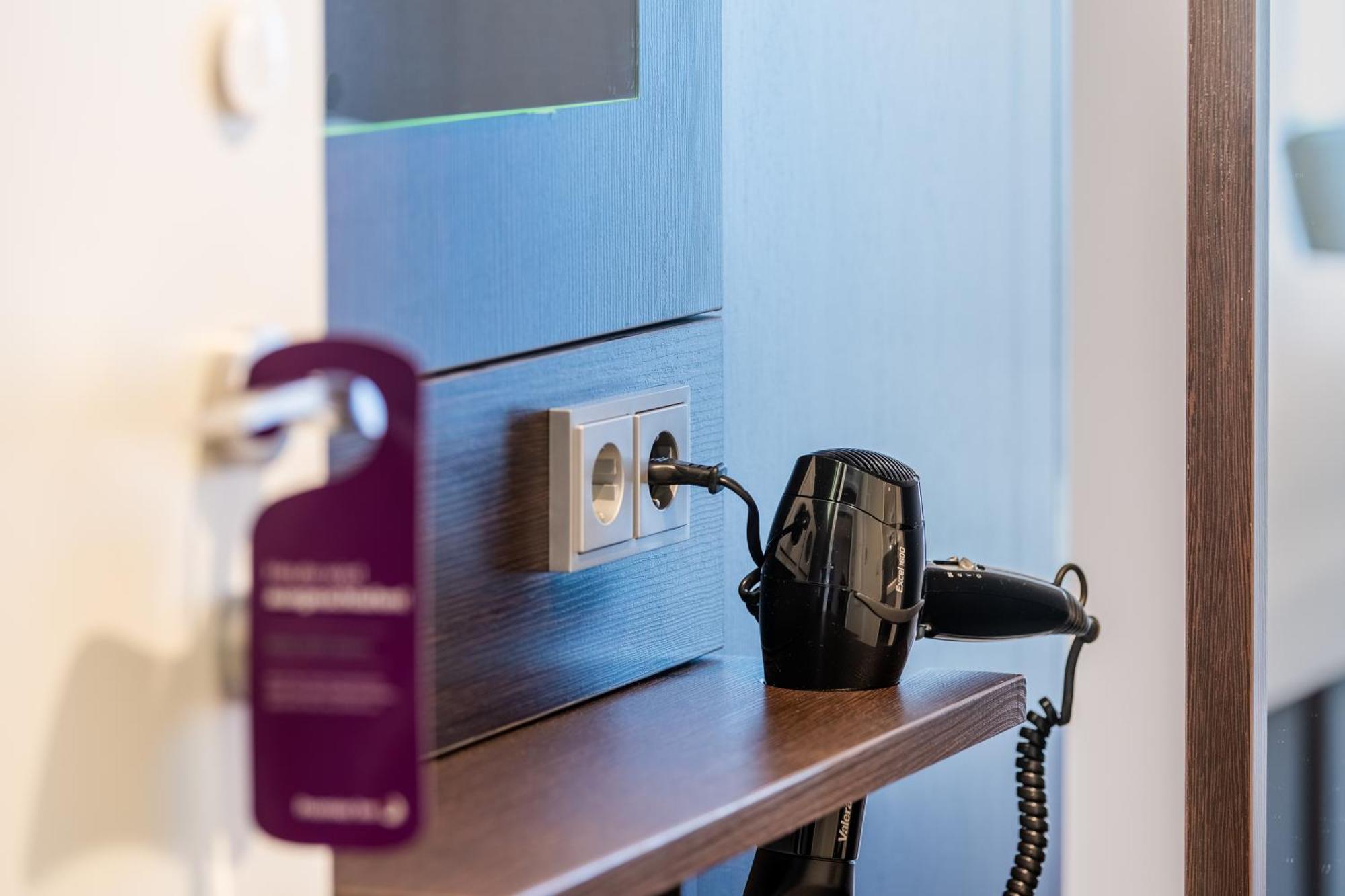 Premier Inn Nuernberg City Opernhaus エクステリア 写真