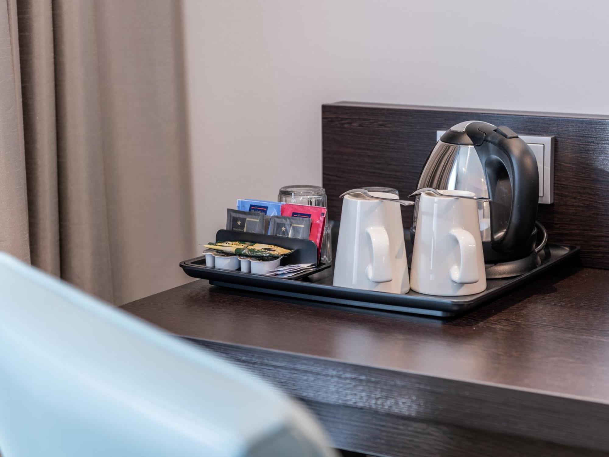 Premier Inn Nuernberg City Opernhaus エクステリア 写真