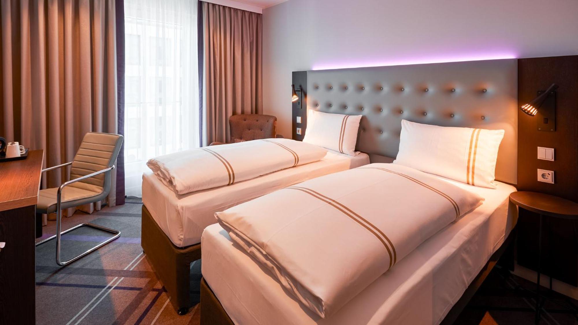 Premier Inn Nuernberg City Opernhaus エクステリア 写真