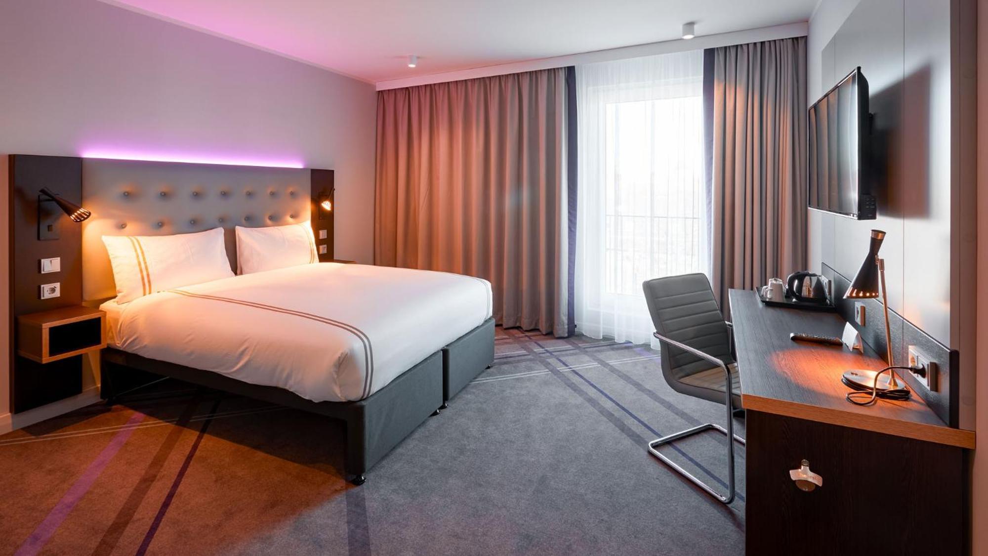 Premier Inn Nuernberg City Opernhaus エクステリア 写真
